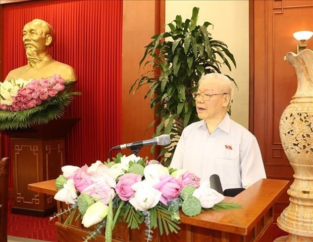 Party General Secretary Nguyen Phu Trong meets with 15th NA's female deputies