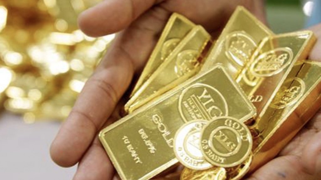 Vàng được mua mạnh, thách thức vị thế của đồng USD
