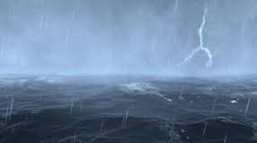 Tin dự báo thời tiết nguy hiểm trên biển: Ảnh hưởng của vùng áp thấp, vịnh Bắc Bộ mưa giông, có thể xảy ra lốc xoáy và gió giật mạnh cấp 6-7