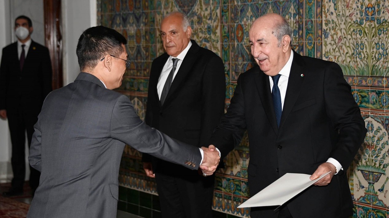 Vietnam-Algeria traditional friendship key to multifaceted cooperation: Algerian President