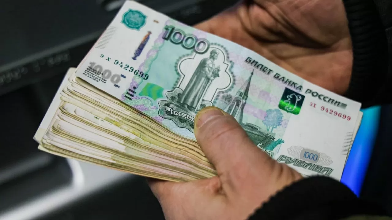 Tài sản Nga bị phong tỏa: Pháp nói không đụng vào, lý do châu Âu do dự, tiền vẫn 'ngoài tầm với'