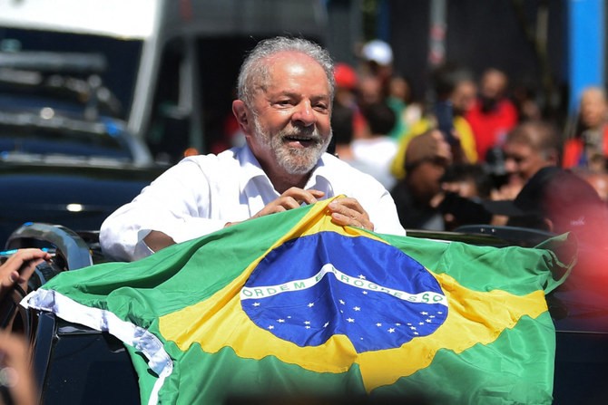 Tỷ lệ ủng hộ Tổng thống Brazil sụt giảm mạnh bất chấp nền kinh tế có dấu hiệu khởi sắc