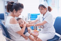 Bộ Tài chính: Chưa có cơ sở bố trí ngân sách cho Bộ Y tế mua vaccine tiêm chủng mở rộng năm 2023