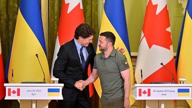 Ukraine đàm phán với Canada về bảo đảm an ninh