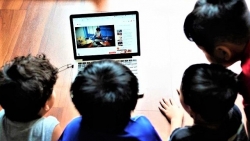 Bảo vệ trẻ em trước ‘cạm bẫy’ trên Internet: Thực tiễn một số quốc gia