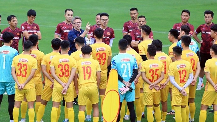 Bóng đá giao hữu: Danh sách 30 cầu thủ đội tuyển Việt Nam chuẩn bị cho trận đấu với Hong Kong (Trung Quốc)