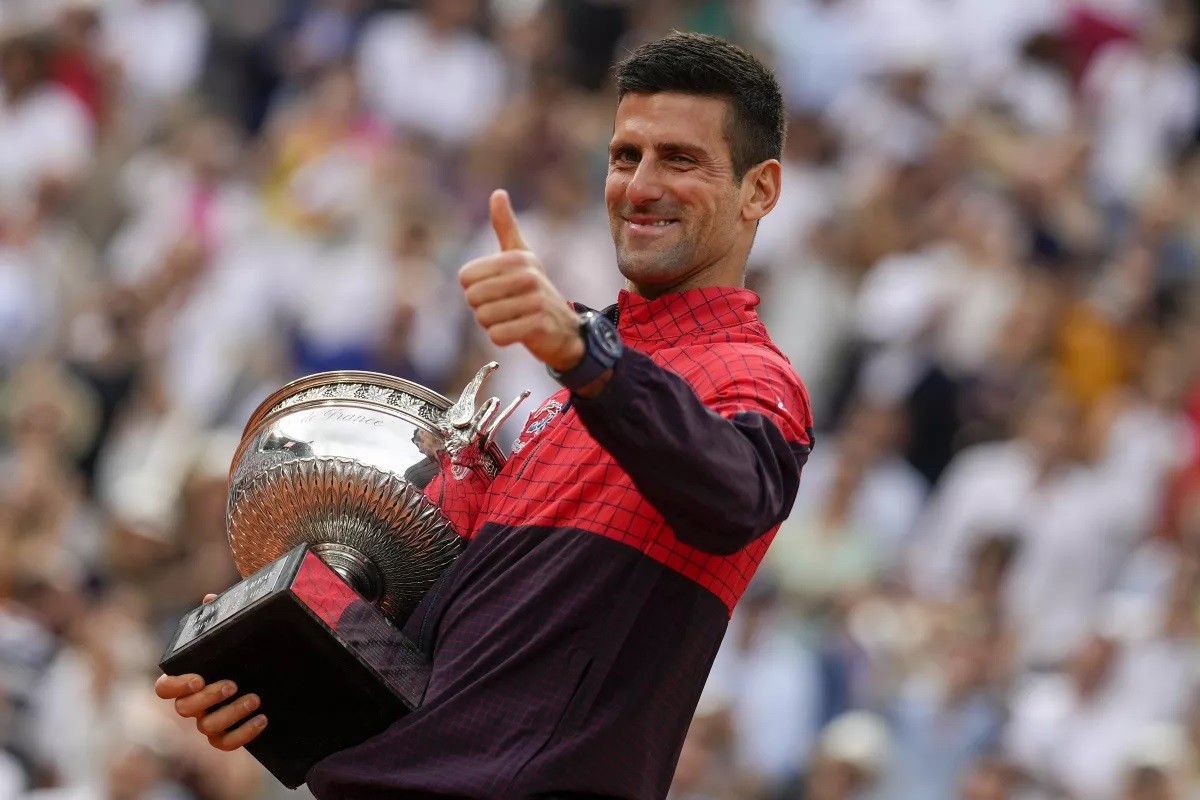 Bảng xếp hạng ATP: Novak Djokovic trở lại vị trí số một, Rafael Nadal ngoài top 100