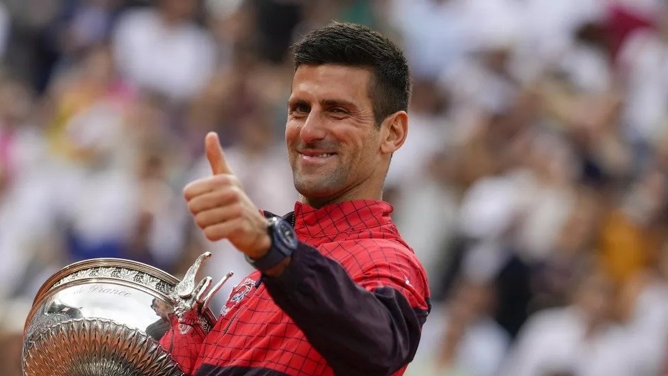 Bảng xếp hạng ATP: Novak Djokovic trở lại vị trí số 1, Rafael Nadal ngoài top 100