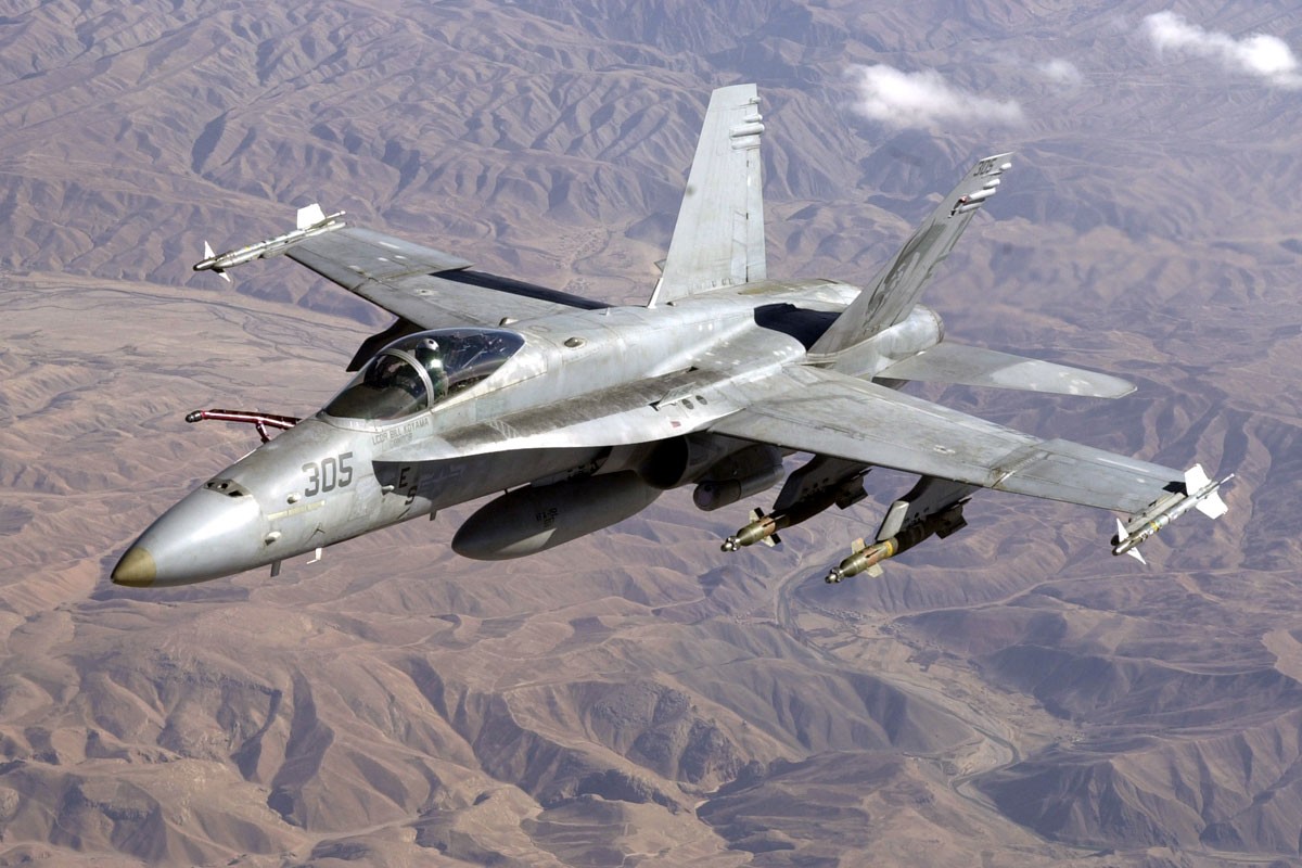 (06.13) Ukraine đã đề nghị Australia cung cấp thông tin về các máy bay chiến đấu F-18 đã nghỉ hưu của Canberra. (Nguồn: Military.com)