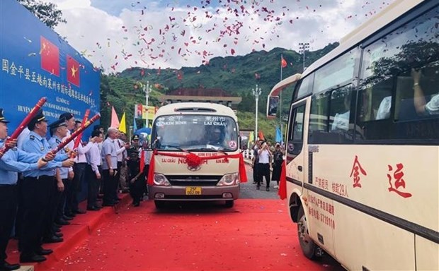 Vietnam-China int'l passenger transport route between Lai Chau and China's Yunnan open