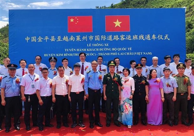 Vietnam-China int'l passenger transport route between Lai Chau and China's Yunnan open