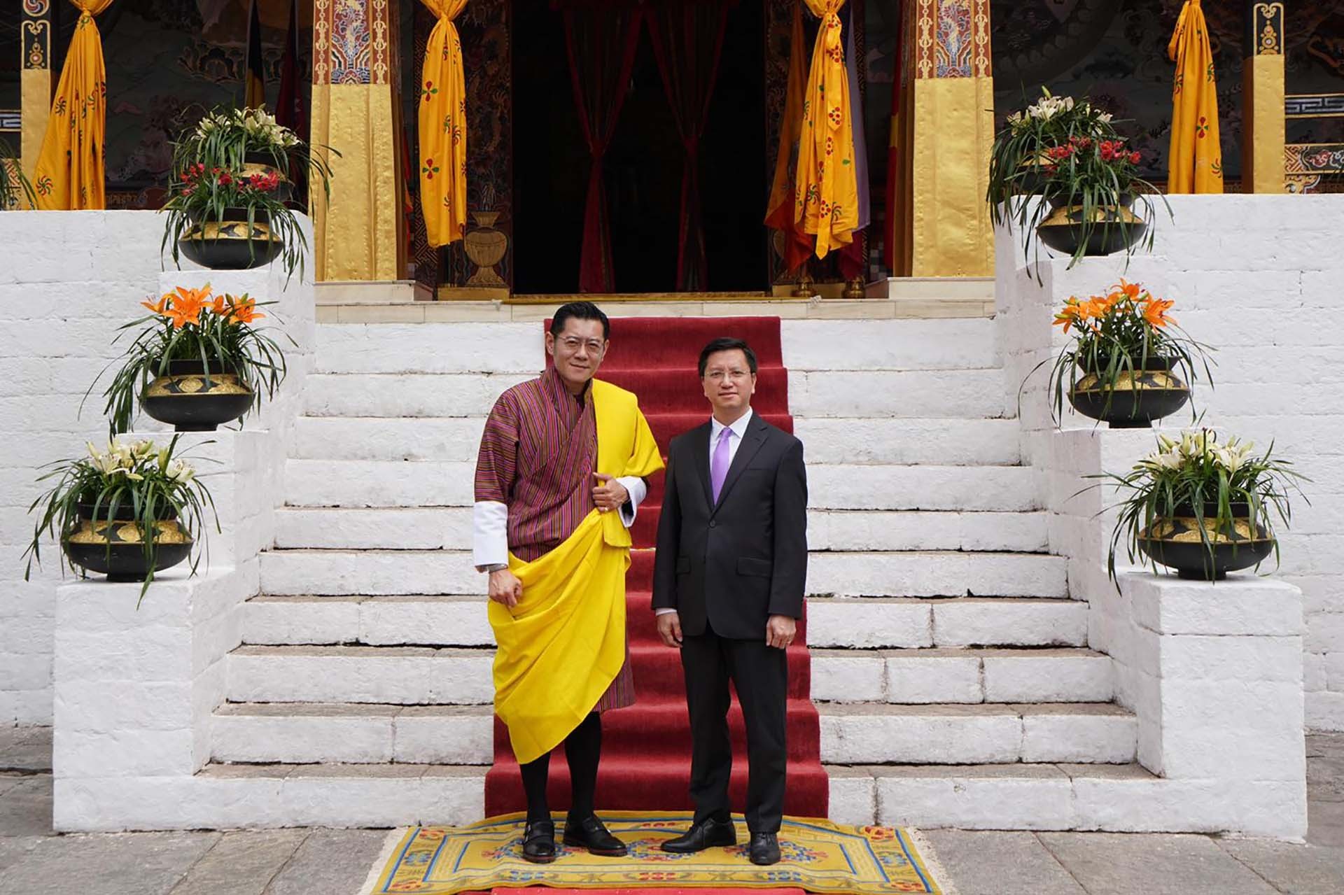 Quốc vương Wangchuck đã hoan nghênh và chúc mừng Đại sứ Nguyễn Thanh Hải được cử làm Đại sứ Việt Nam tại Vương quốc Bhutan.