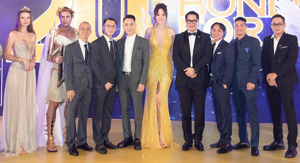 Hoa hậu Mai Phương Thúy bất ngờ xuất hiện sang trọng dự sự kiện