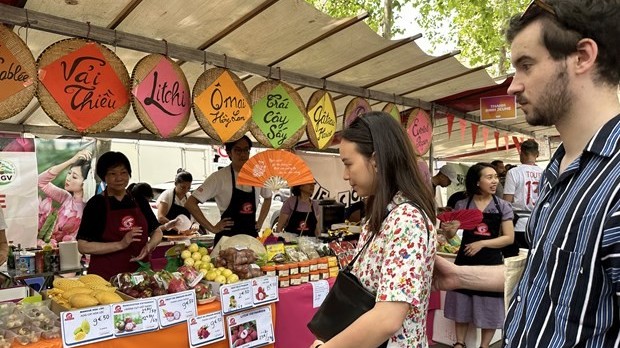 Ấn tượng lễ hội ẩm thực và văn hoá Việt Nam tại Quảng trường Monge, Pháp