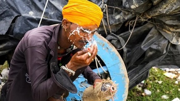 Nắng nóng nghiêm trọng ở Ấn Độ khiến gần 100 người tử vong