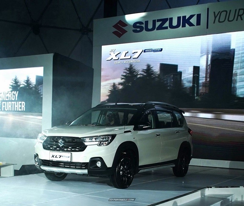 Suzuki XL7 Hybrid 2023 vừa được ra mắt tại Indonesia.