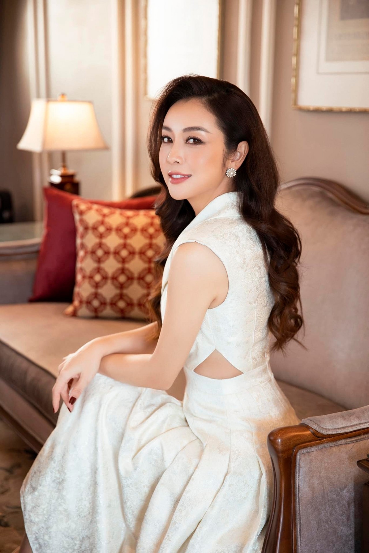 Hoa hậu Jennifer Phạm