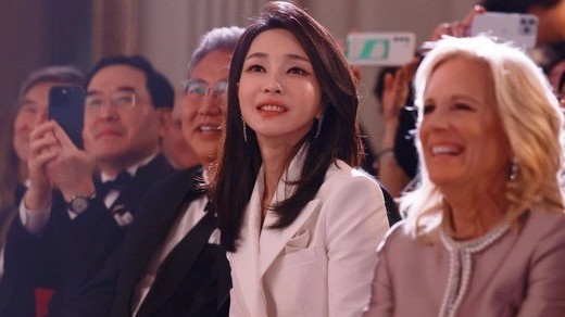 Nhan sắc 'gây sốt' của phu nhân Tổng thống Hàn Quốc Yoon Suk Yeol