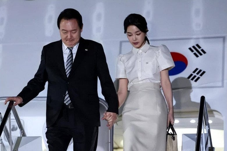 Nhan sắc vợ Tổng thống Hàn