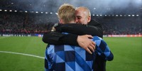 Man City: Người hâm mộ xúc động trước khoảnh khắc HLV Pep Guardiola và Kevin de Bruyne