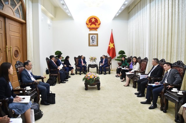 Economic cooperation to be bright spot in Vietnam-RoK relations: Deputy PM