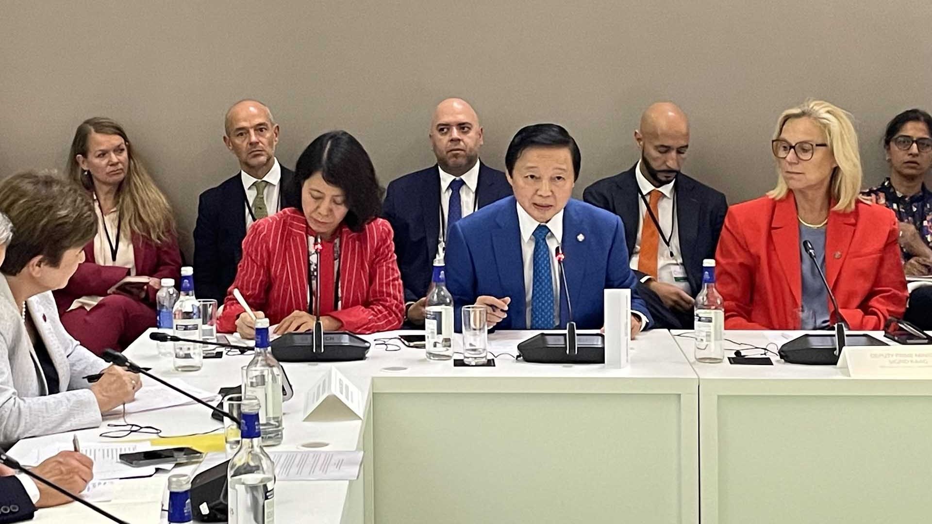 Hội nghị Thượng đỉnh về Hiệp ước tài chính toàn cầu mới: Phó Thủ tướng Trần Hồng Hà nêu thông điệp về huy động tài chính tư nhân