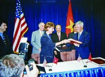Bộ trưởng Thương mại Vũ Khoan và cuộc đàm phán vòng cuối Hiệp định Thương mại Việt Nam-Hoa Kỳ năm 2000