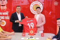 Báo chí Thái Lan: Ký hợp đồng với CLB Công an Hà Nội mở ra cơ hội mới cho Nguyễn Quang Hải