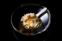 Trầm trồ với món kem đắt nhất thế giới có giá gần 6.400 USD ở Nhật Bản