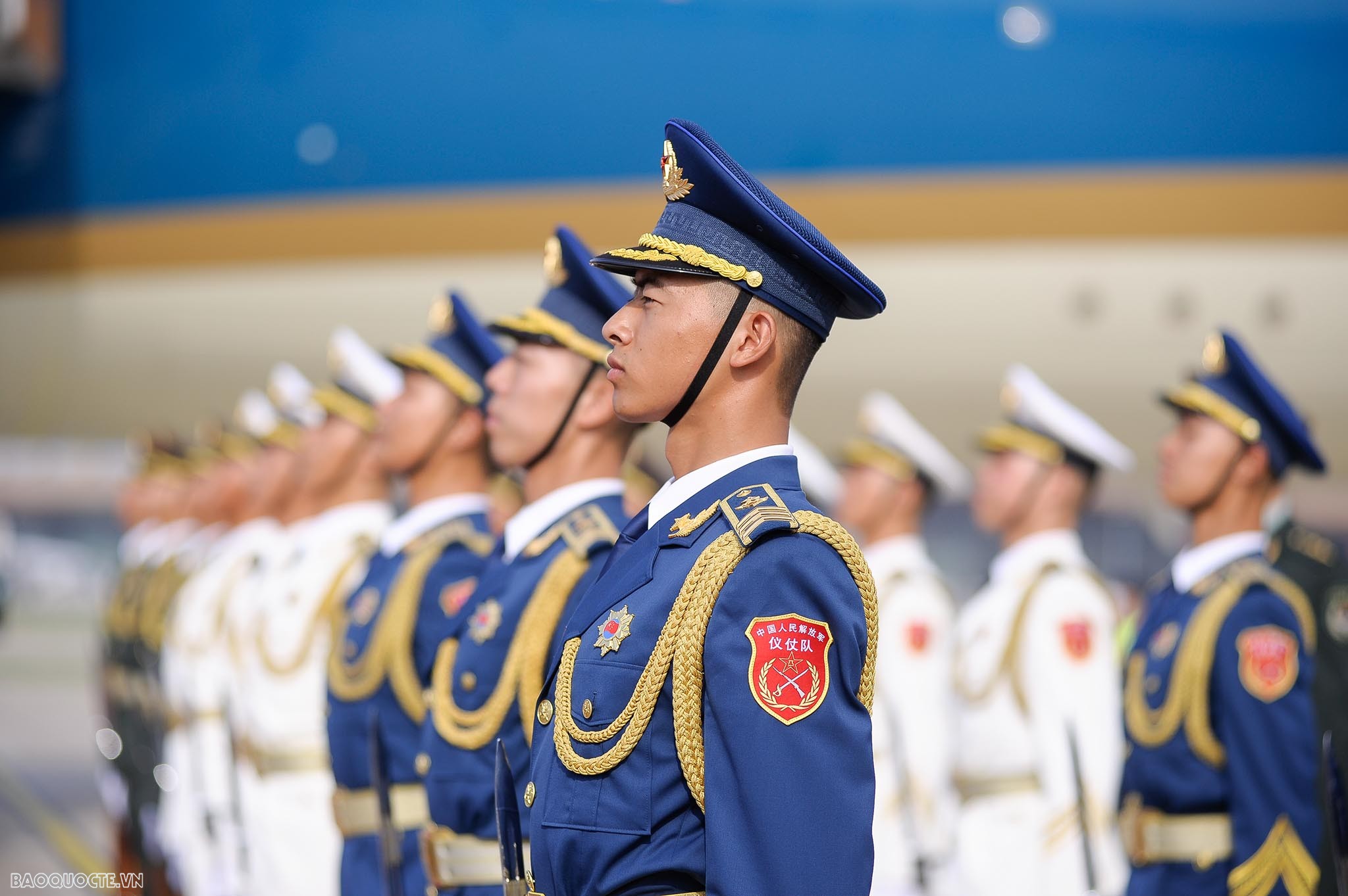 Prime Minister Pham Minh Chinh arrives in Beijing, starts official visit to China