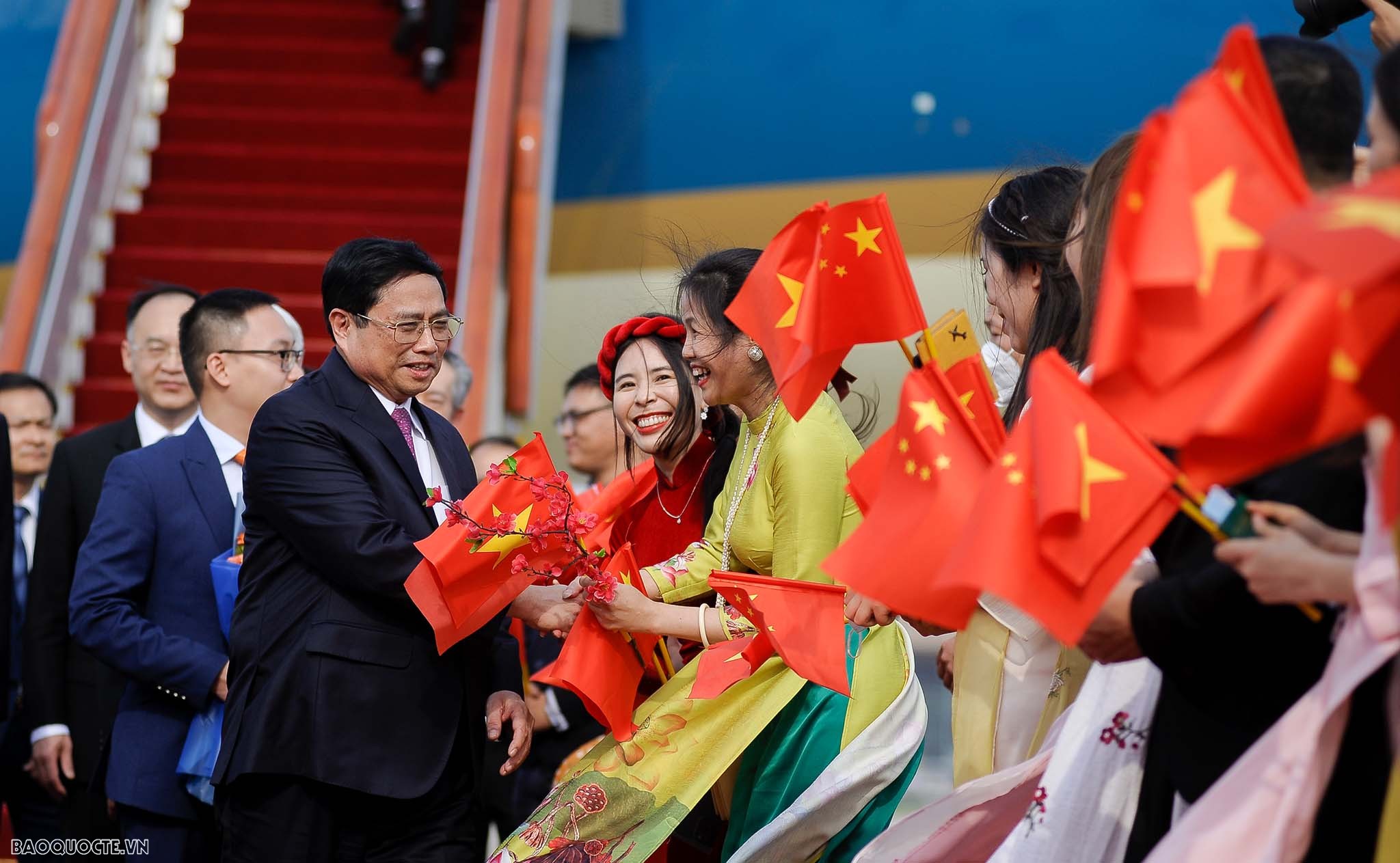 Prime Minister Pham Minh Chinh arrives in Beijing, starts official visit to China