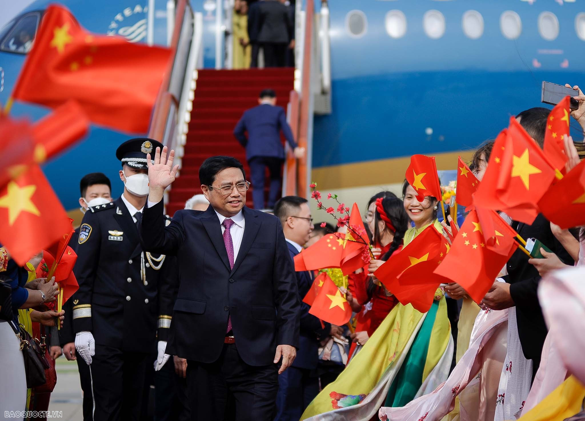 Prime Minister Pham Minh Chinh arrives in Beijing, starts official visit to China