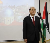 Đại sứ Nguyễn Huy Dũng trình Thư ủy nhiệm lên Tổng thống Palestine