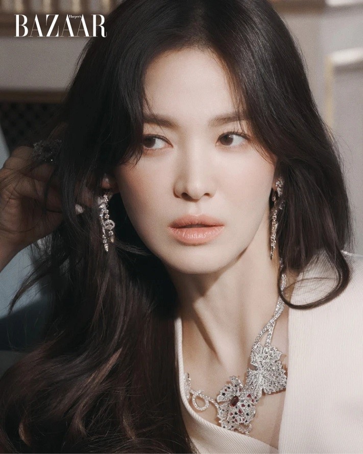 Song Hye Kyo tâm sự về nghề diễn, cảm ơn người hâm mộ đã đồng hành gần