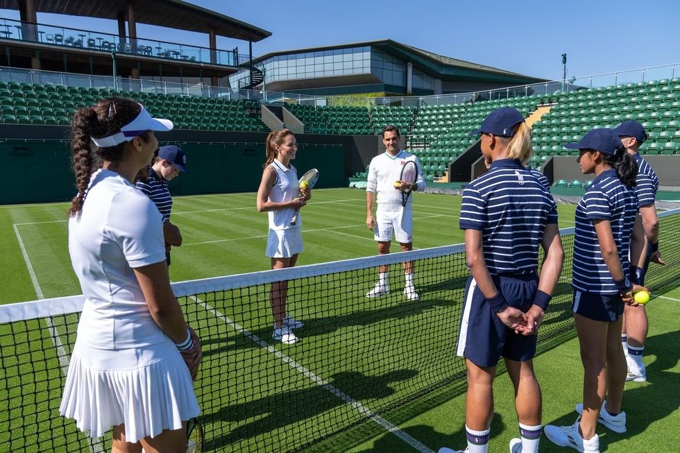 Wimbledon 2023: Kate Middleton hợp tác với Roger Federer chào đón tình nguyện viên