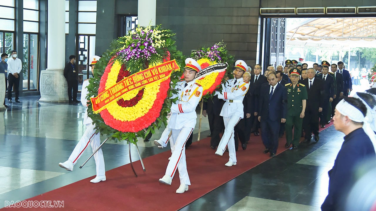 State-level funeral held for former Deputy Prime Minister Vu Khoan State-level funeral held for former Deputy Prime Minister Vu Khoan