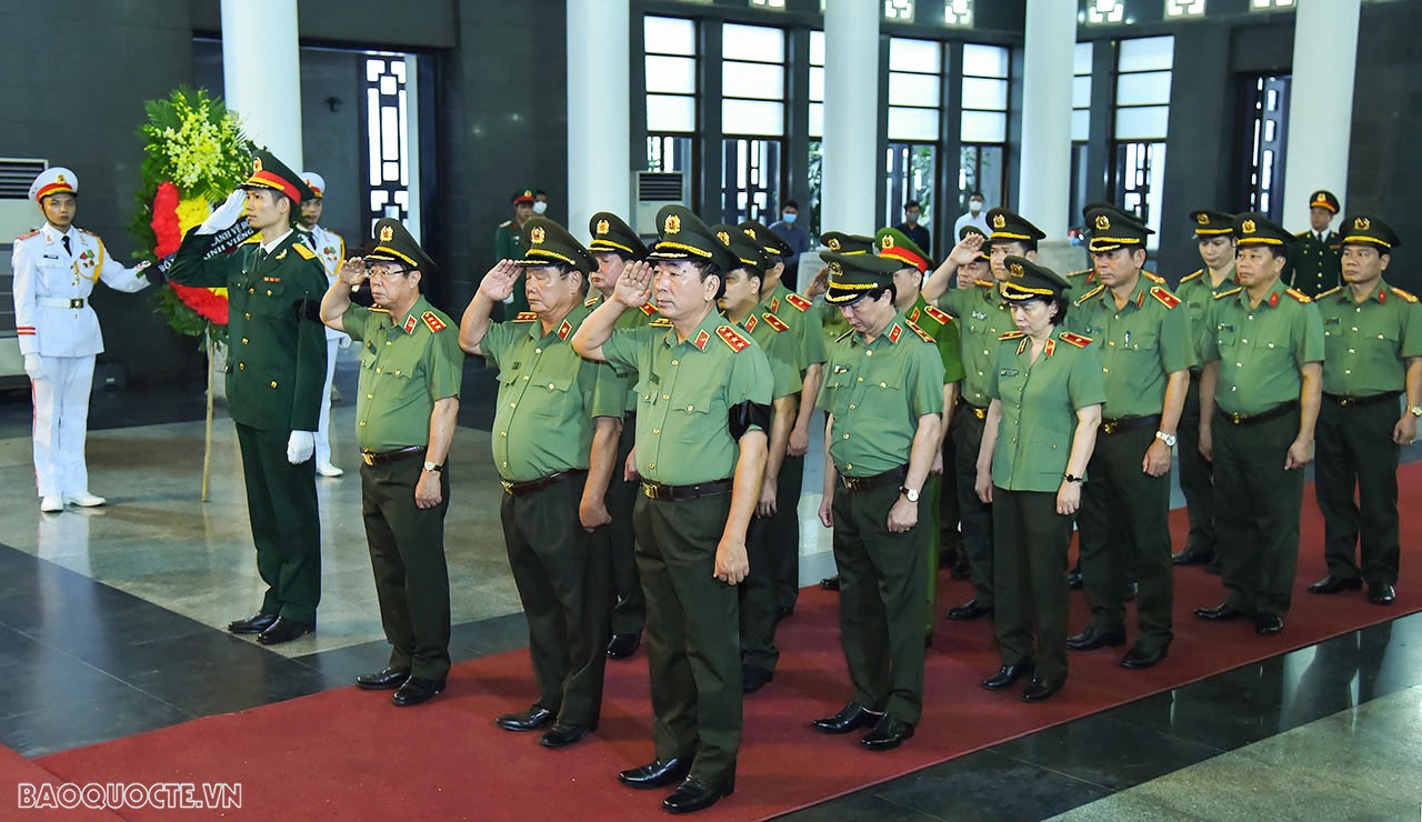 State-level funeral held for former Deputy Prime Minister Vu Khoan State-level funeral held for former Deputy Prime Minister Vu Khoan