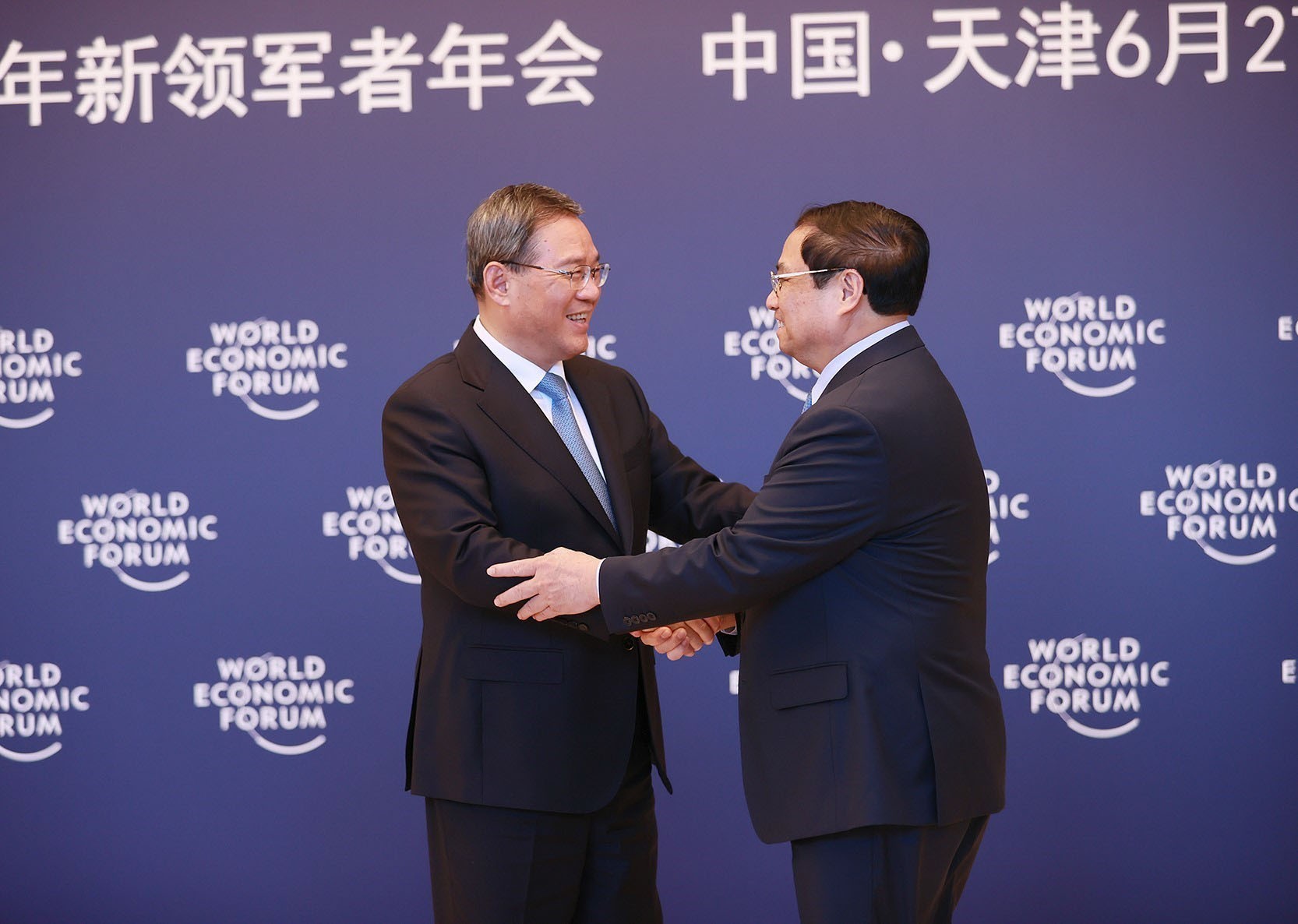 Những hình ảnh ấn tượng của Thủ tướng Phạm Minh Chính trong chuyến thăm Trung Quốc và dự Hội nghị WEF Thiên Tân