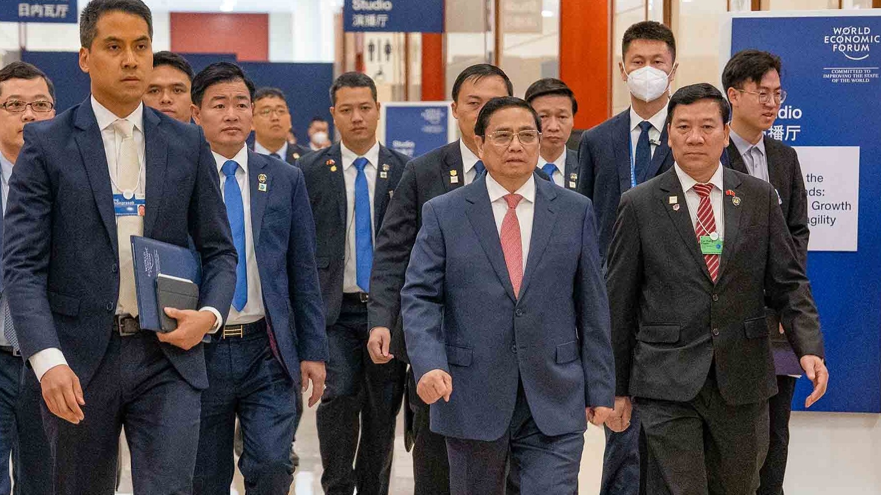 Toàn cảnh Thủ tướng Chính phủ Phạm Minh Chính dự Hội nghị WEF Thiên Tân