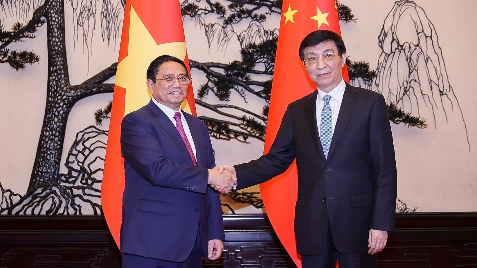 Tăng cường mở rộng hợp tác giao lưu nhân dân, địa phương Việt Nam-Trung Quốc