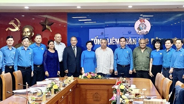 Thắt chặt tình đoàn kết giữa công đoàn và công nhân lao động Việt Nam-Cuba