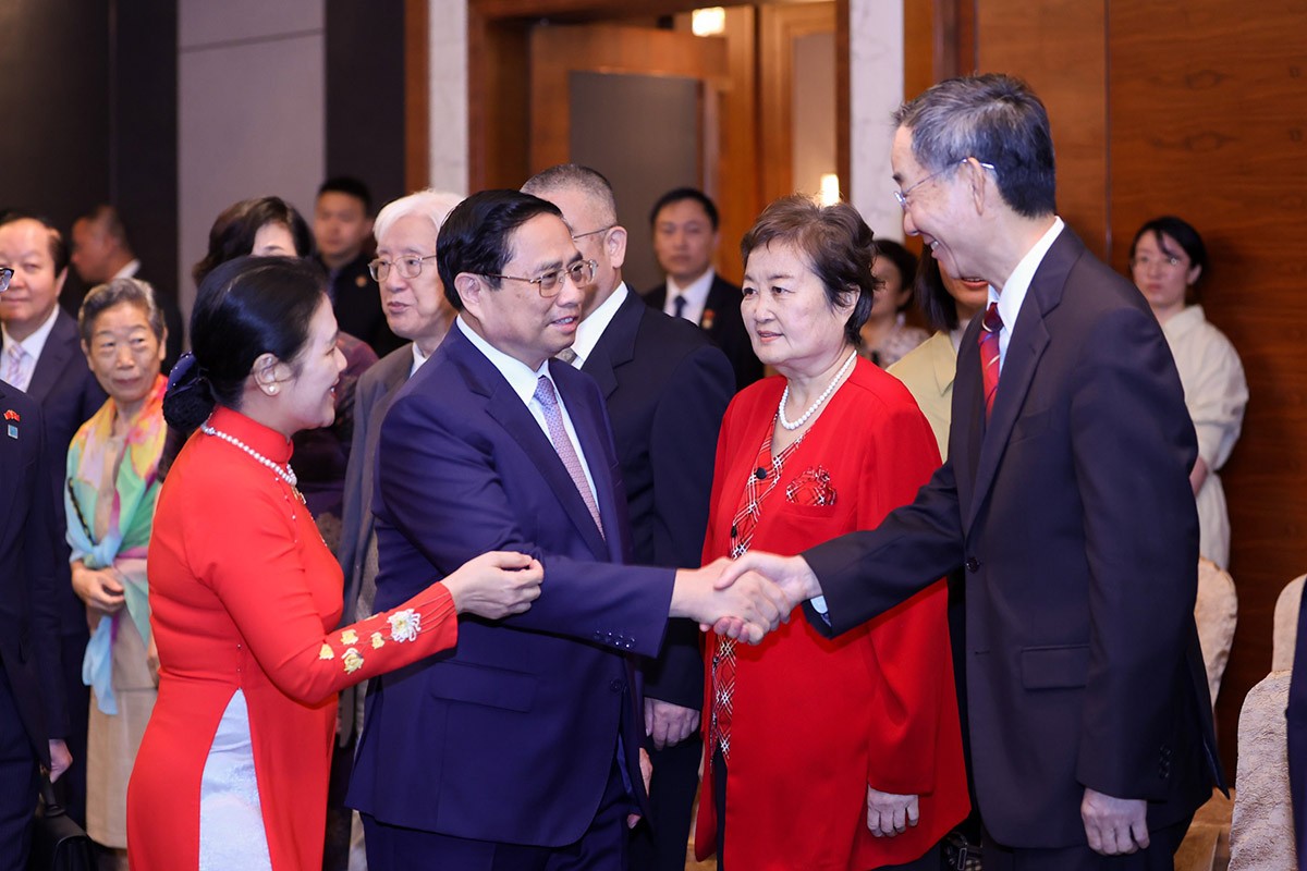 Những hình ảnh ấn tượng của Thủ tướng Phạm Minh Chính trong chuyến thăm Trung Quốc và dự Hội nghị WEF Thiên Tân