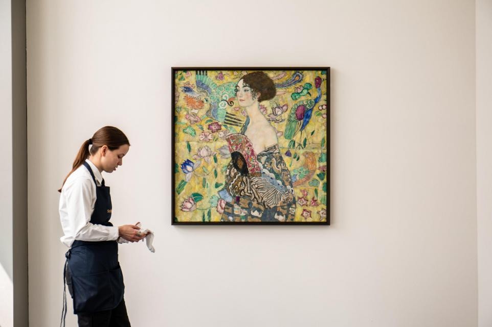 Bức tranh cuối cùng của họa sĩ Gustav Klimt được bán với giá kỷ lục 85,3 triệu Bảng