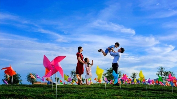 Vietnam Family Day: Peaceful family - happy society