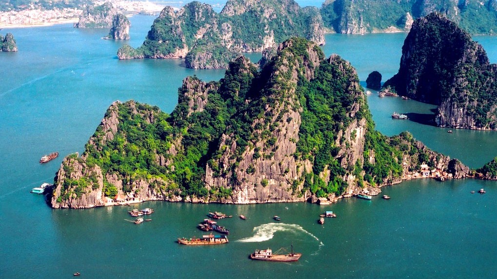 Việt Nam lọt danh sách 10 quốc gia lý tưởng để du lịch kết hợp làm việc từ xa