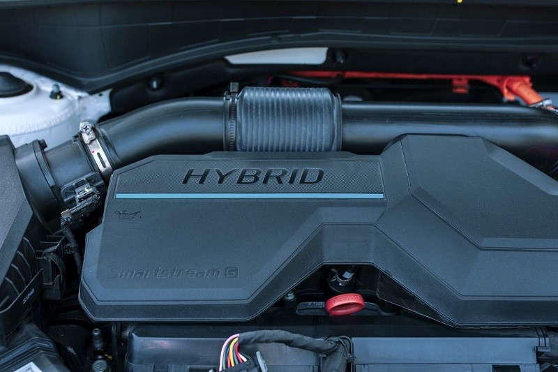 Cận cảnh Hyundai Santa Fe Hybrid ra mắt tại Việt Nam, giá 1,45 tỷ đồng