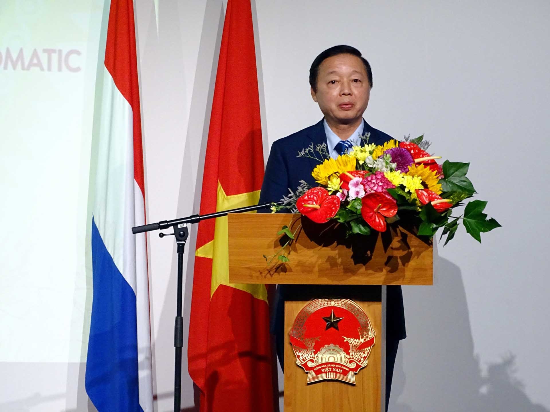 Phó Thủ tướng Trần Hồng Hà phát biểu chào mừng.