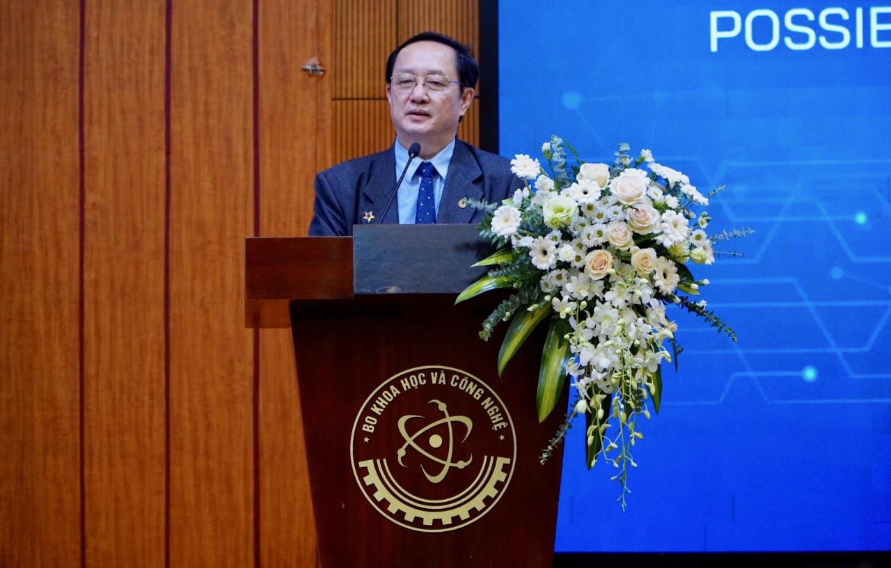 Ông Huỳnh Thành Đạt, Bộ trưởng Bộ Khoa học và Công nghệ phát biểu tại sự kiện.