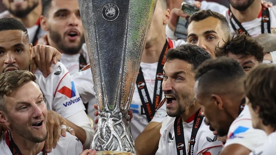 Khủng hoảng về tài chính, Sevilla có nguy cơ rao bán toàn bộ đội hình vô địch Europa League