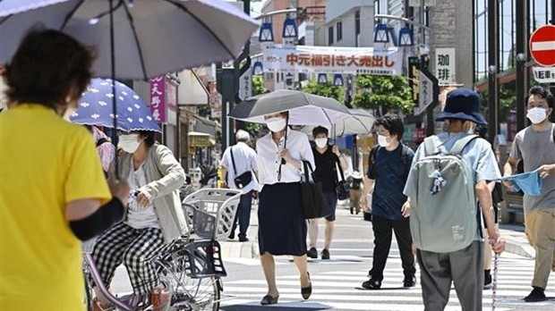Tokyo thực hiện tiết kiệm điện trong những ngày nóng bức